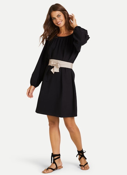 Coupe Regular Fit Robes Robe à manches bouffantes black