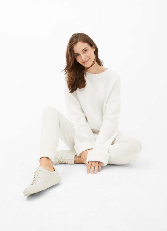 Oversized Fit Knitwear Pullover eggshell