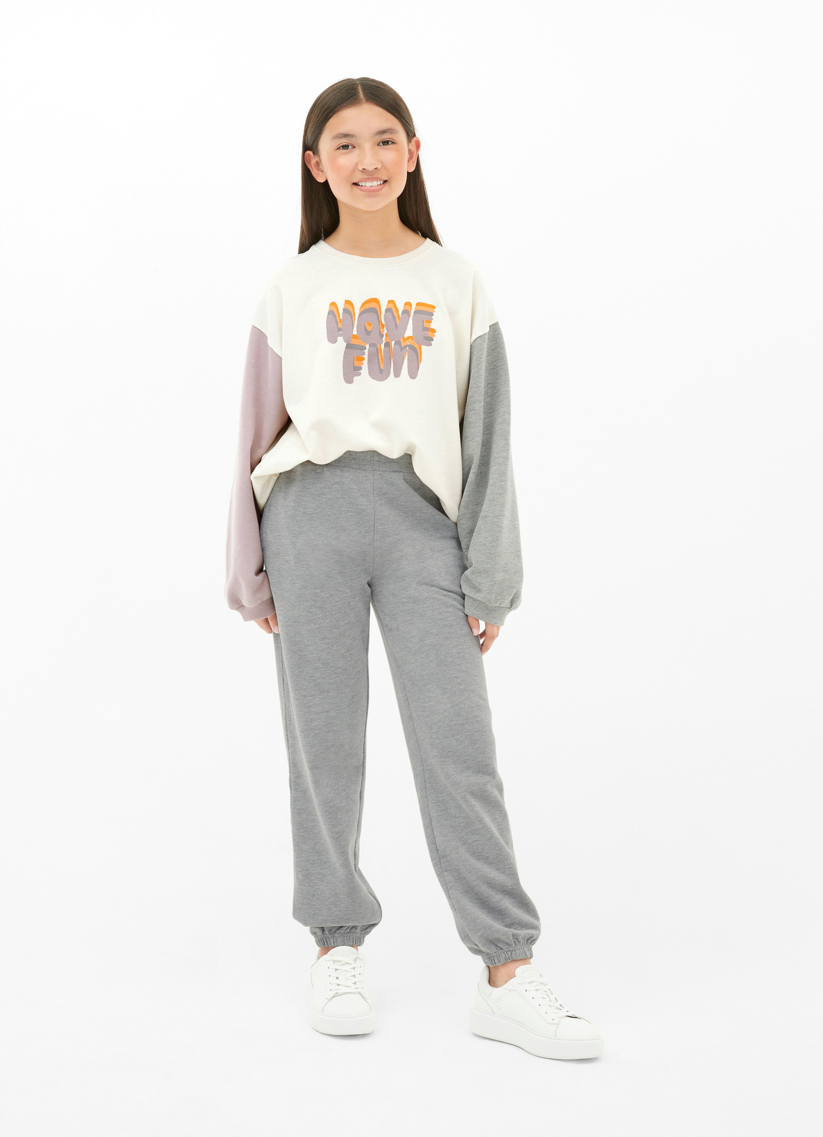 Loose best sale leg sweatpants