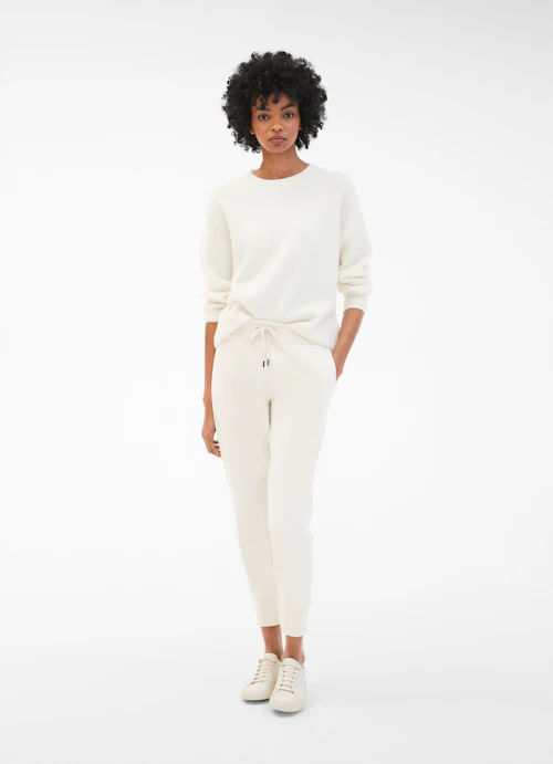 Coupe Regular Fit Maille Pull-over en cachemire mélangé eggshell