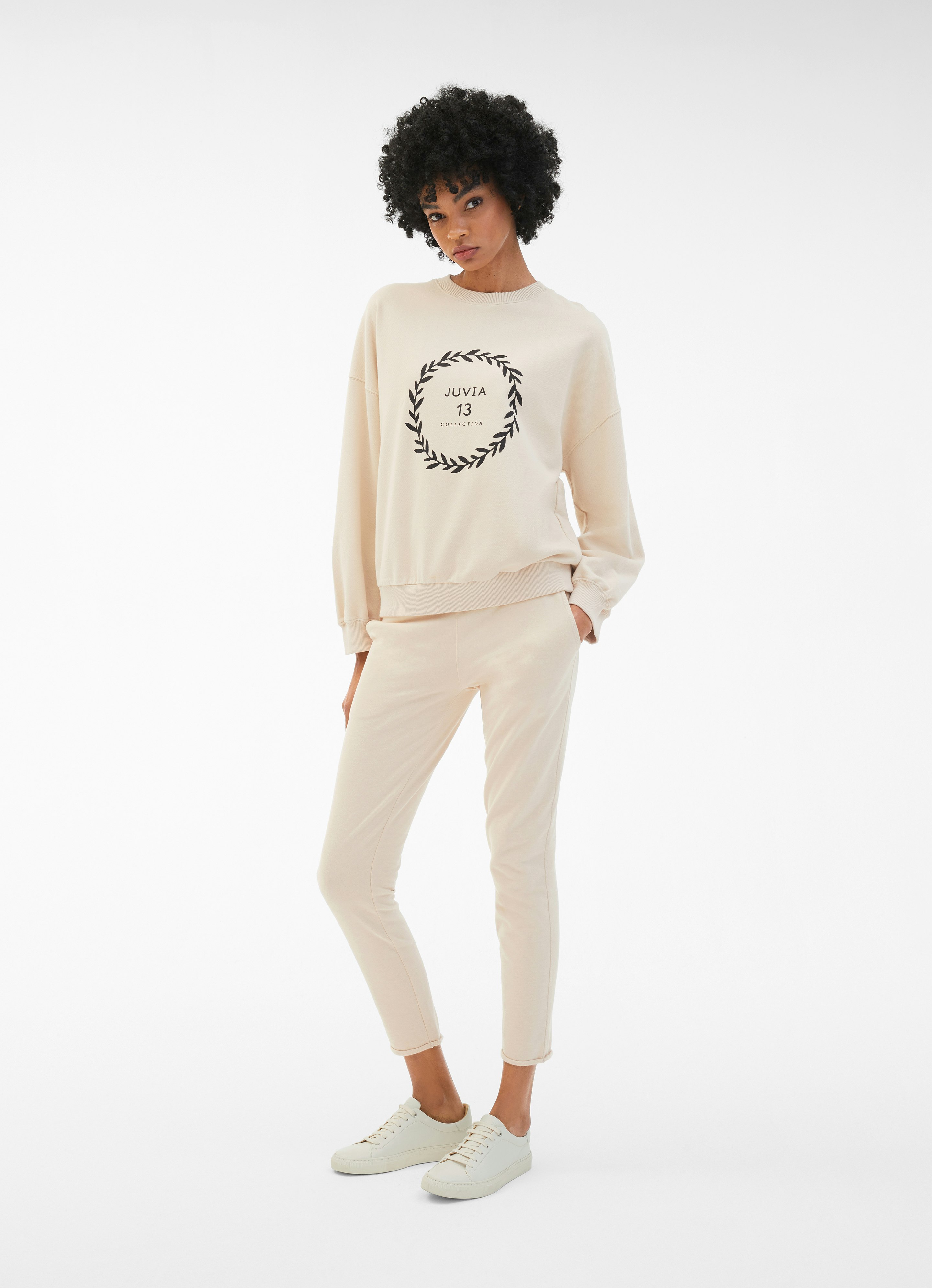 Beige Oversized - Sweatshirt Vicky | Buy Sweatshirts online at JUVIA