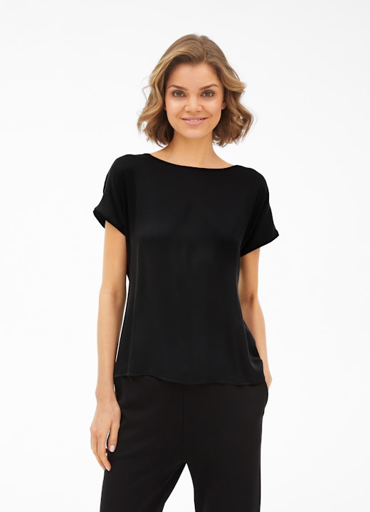 Coupe Loose Fit T-shirts T-shirt en satin de soie black