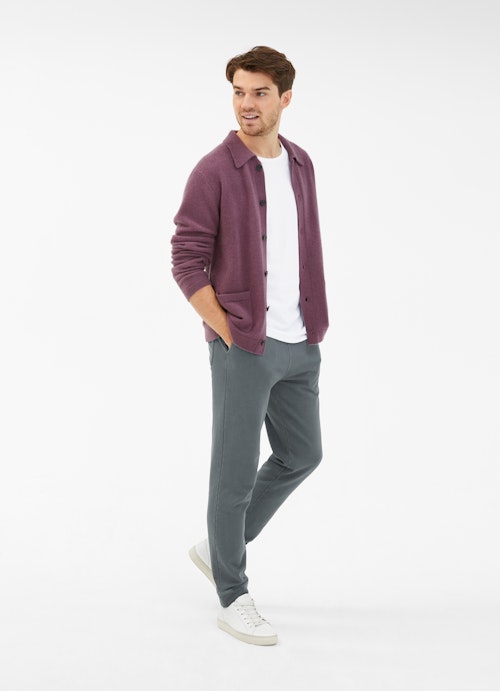Coupe Regular Fit Maille Cardigan en cachemire grape