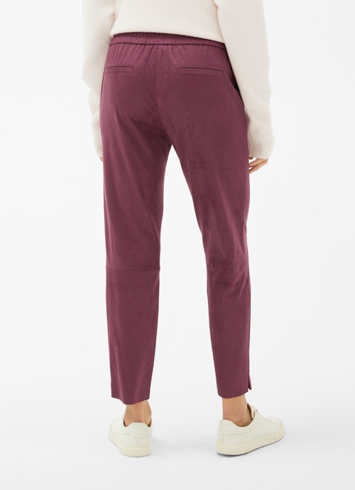Casual Fit Pants Tech Velours - Trousers cassis