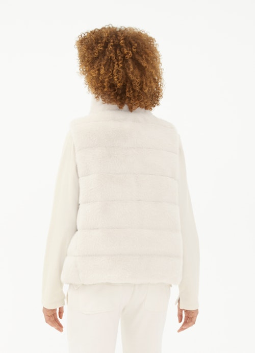 Regular Fit Westen Faux Fur - Daunenweste eggshell