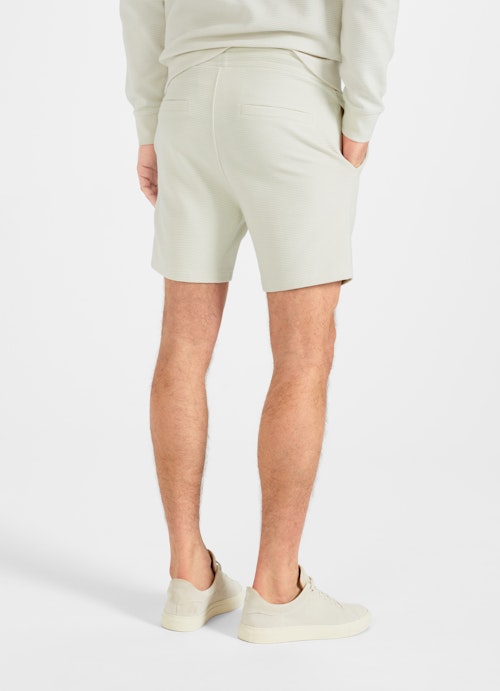 Slim Fit Bermudas Shorts eggshell