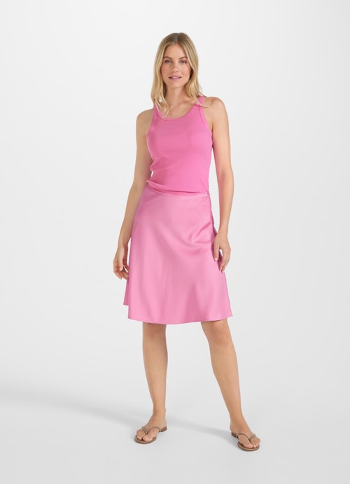 Longueur courte Jupes Jupe en satin electric pink