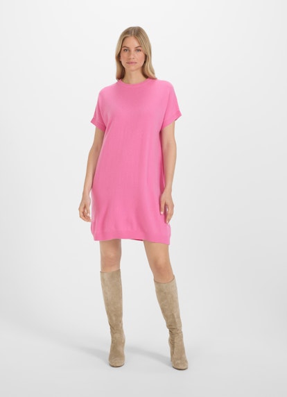Casual Fit Kleider Cashmere Blend - Kleid electric pink
