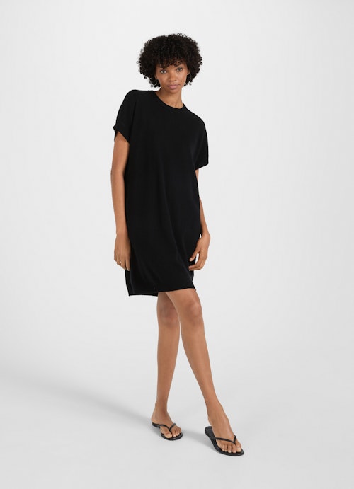 Casual Fit Kleider Cashmere Blend - Kleid black