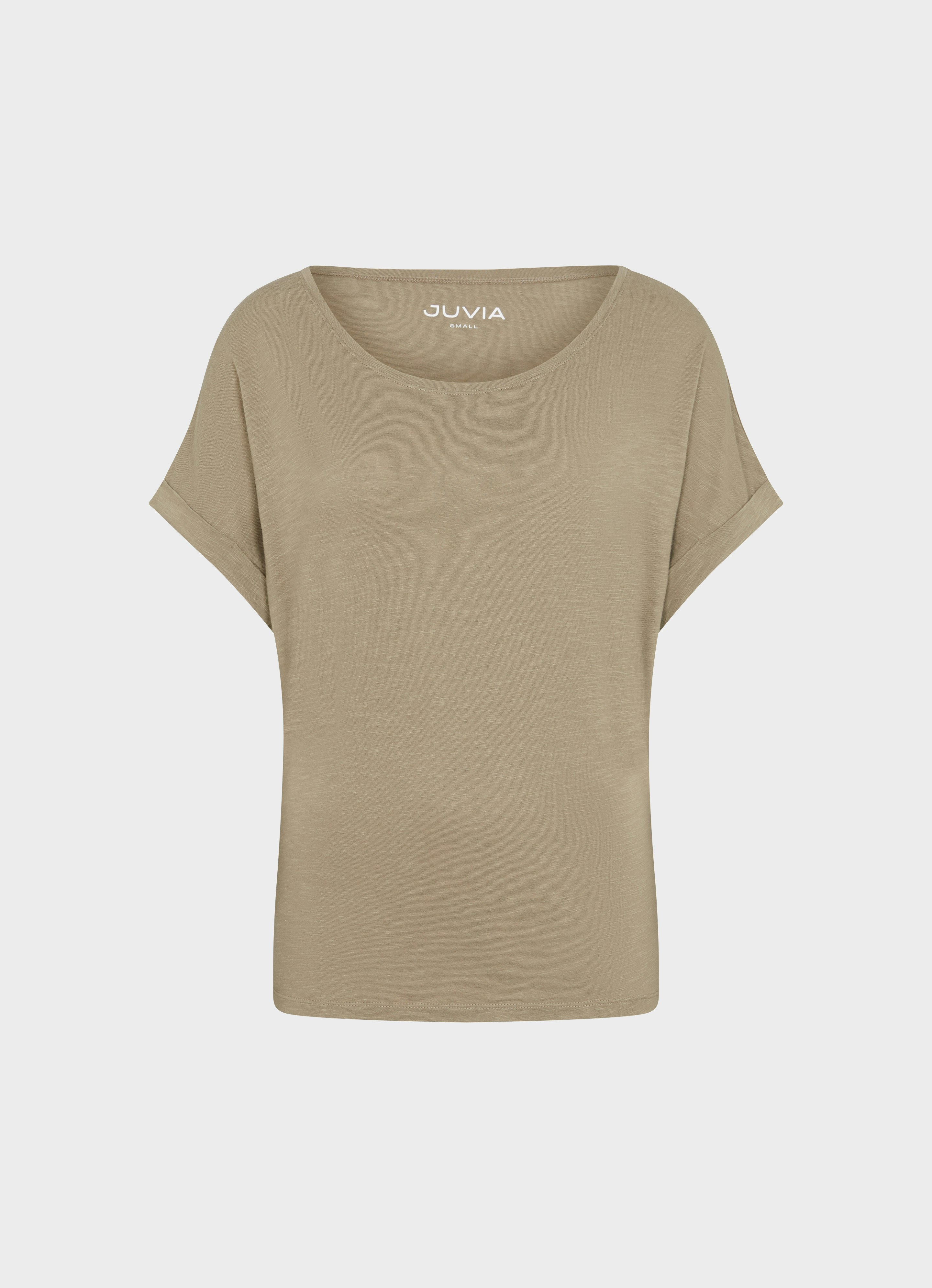 Green Boxy - T-shirt Luca | Buy T-shirts online at JUVIA