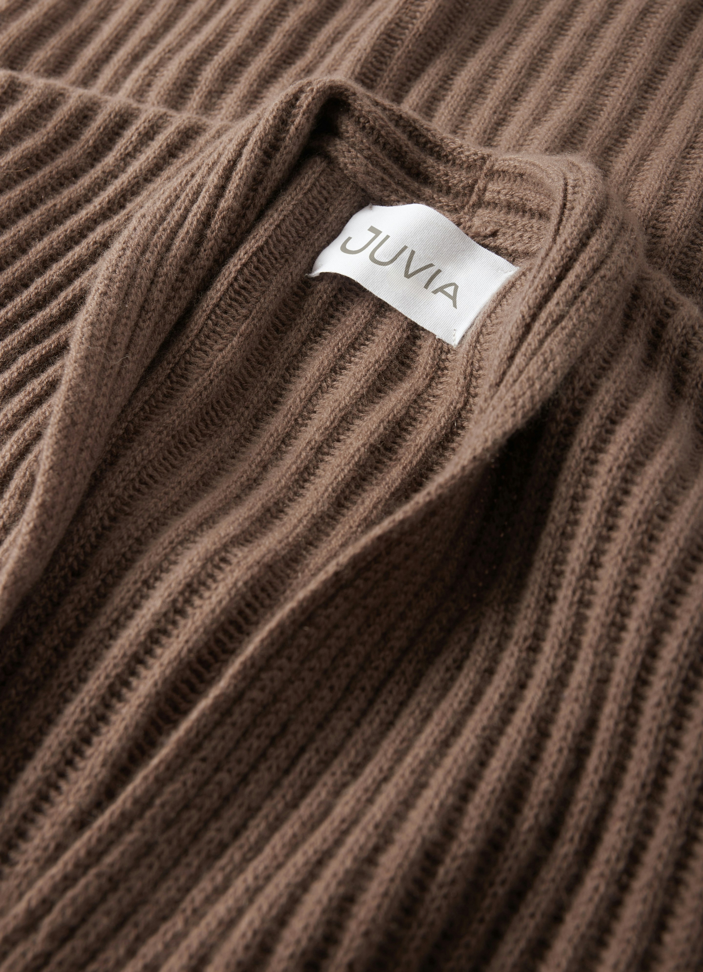 Brown Cashmere Blend - Cardigan Jamie | Buy Knitwear online at JUVIA