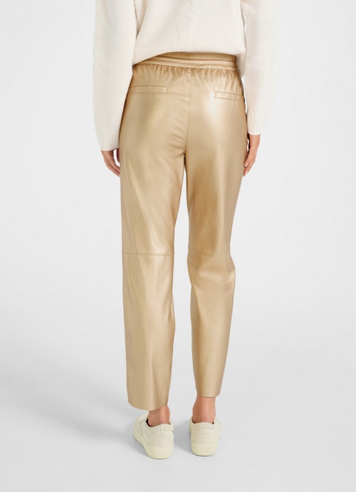 Regular Fit Pants Tech Leather - Trousers desert sand metallic