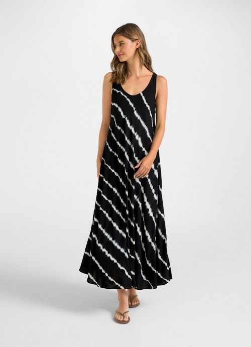 Medium Length Dresses Viskose - Dress black