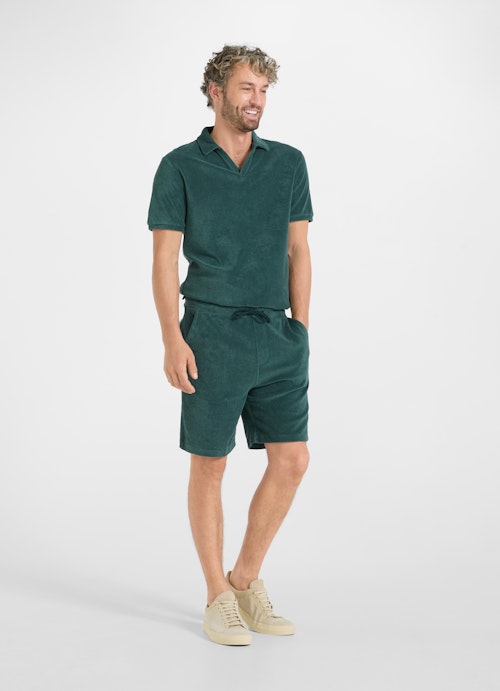 Slim Fit Shorts Terry cloth - Shorts pineneedle