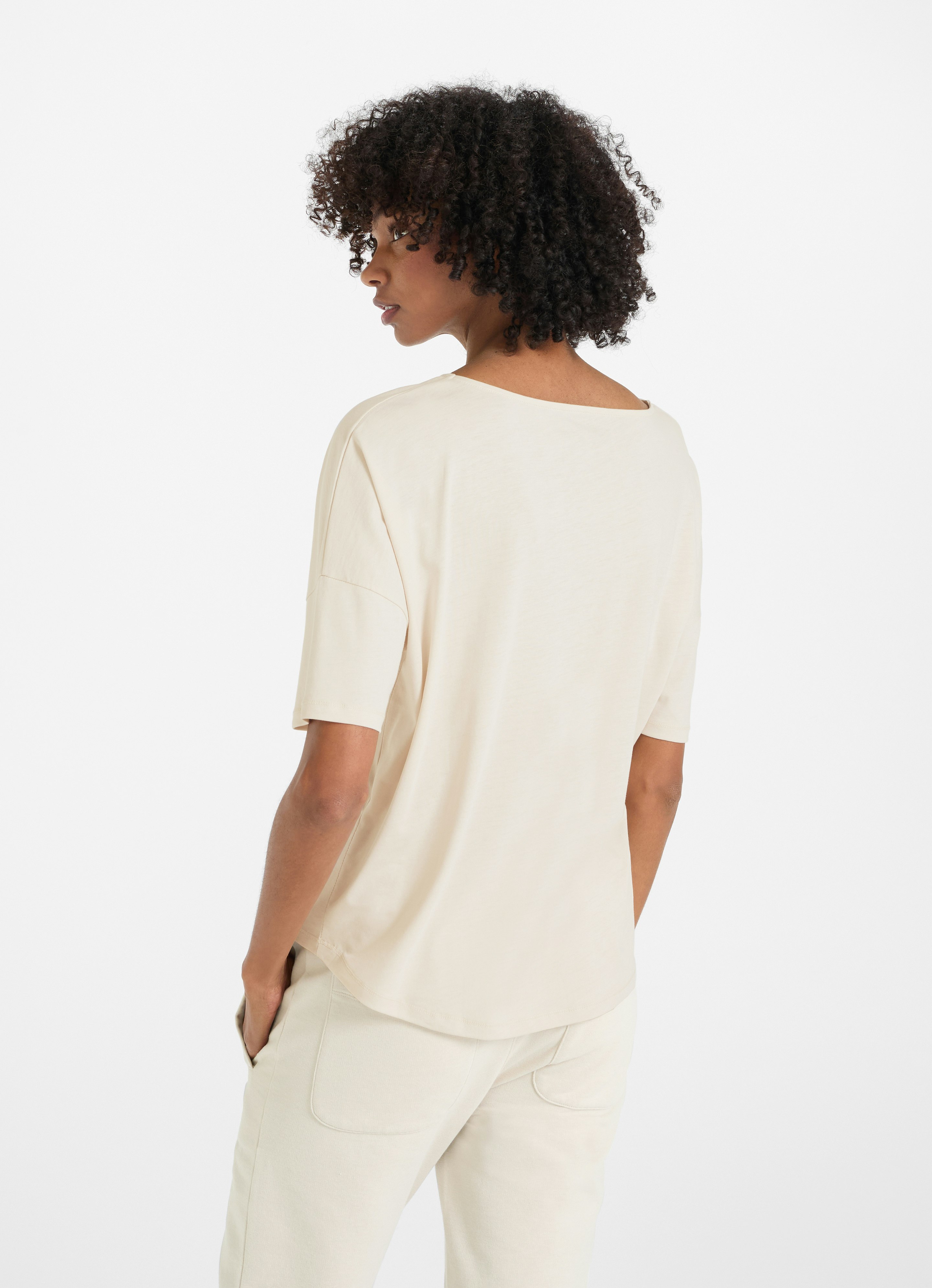 Tシャツ・カットソー VETEMENTS Women Tops UA66TR600TTAUPE Beige VETEMENTS cotton t-shirt Oval Logo Cropped Boxy PRM EU