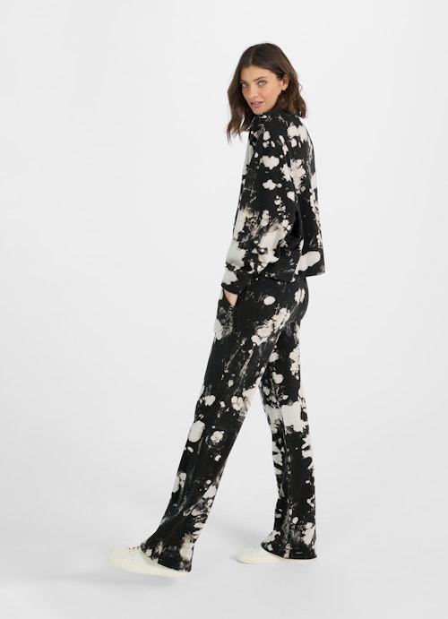 Loose Fit Sweatshirts Batik Sweater black-almond milk