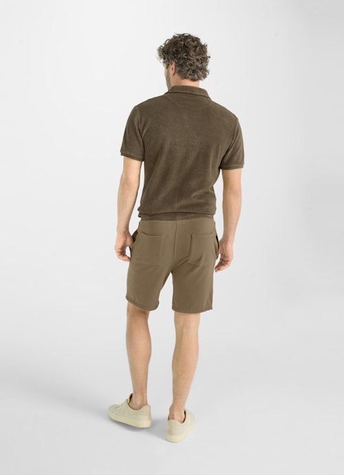 Coupe Slim Fit Short Short en éponge khaki