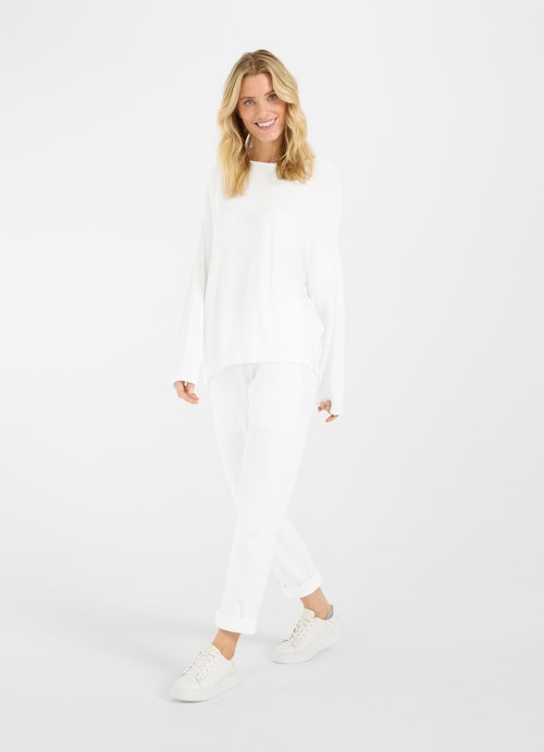 Casual Fit Knitwear Viscose Stretch Sweater white