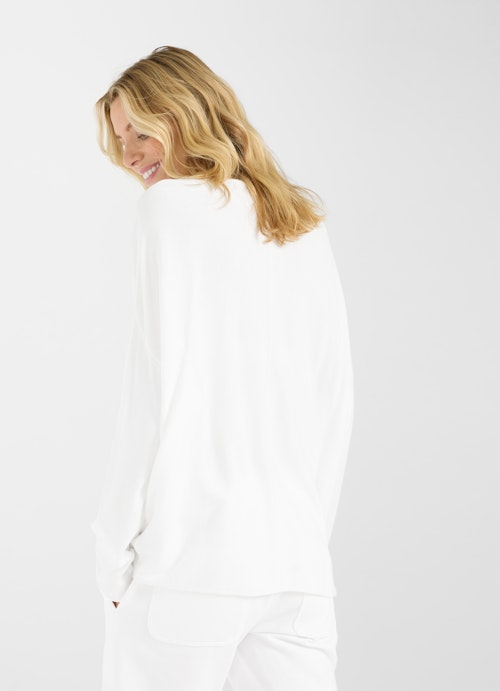 Casual Fit Knitwear Viscose Stretch Sweater white