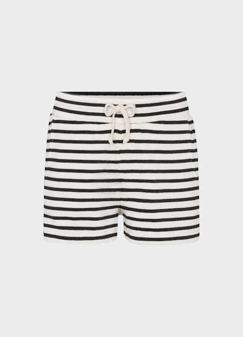 Medium Length Shorts Shorts eggshell