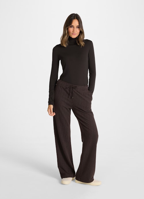 Coupe Slim Fit T-shirts à manches longues Chemise à manches longues en modal bitter chocolate