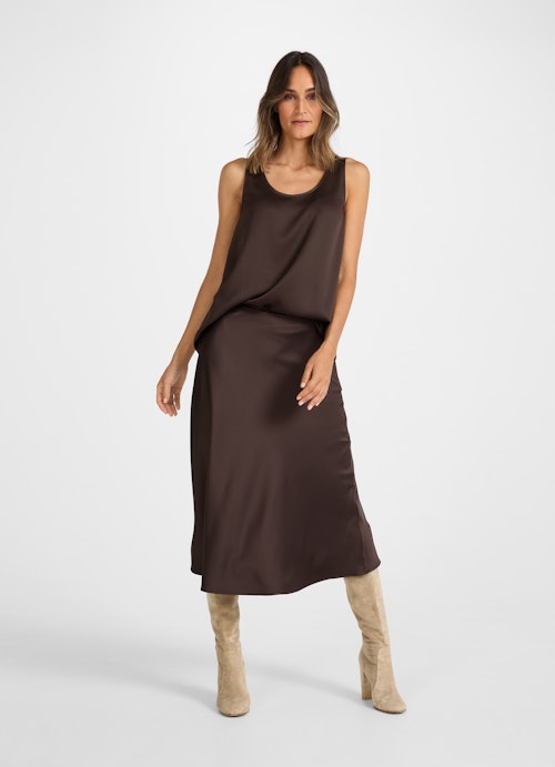 Loose Fit Tops Satin - Top bitter chocolate