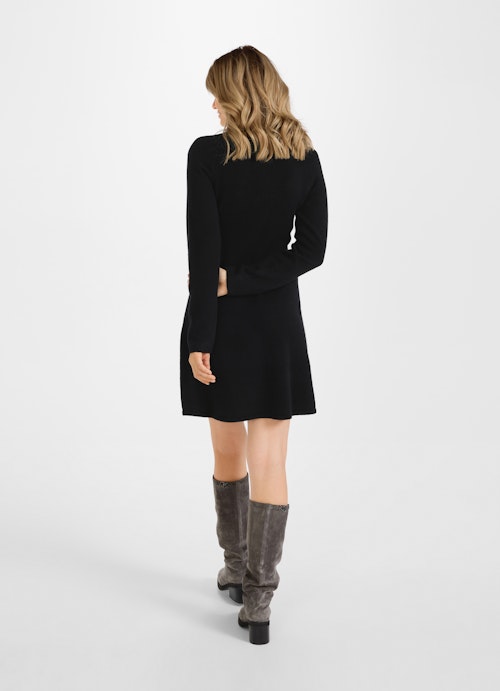 Regular Fit Kleider Cashmere Blend - Kleid black
