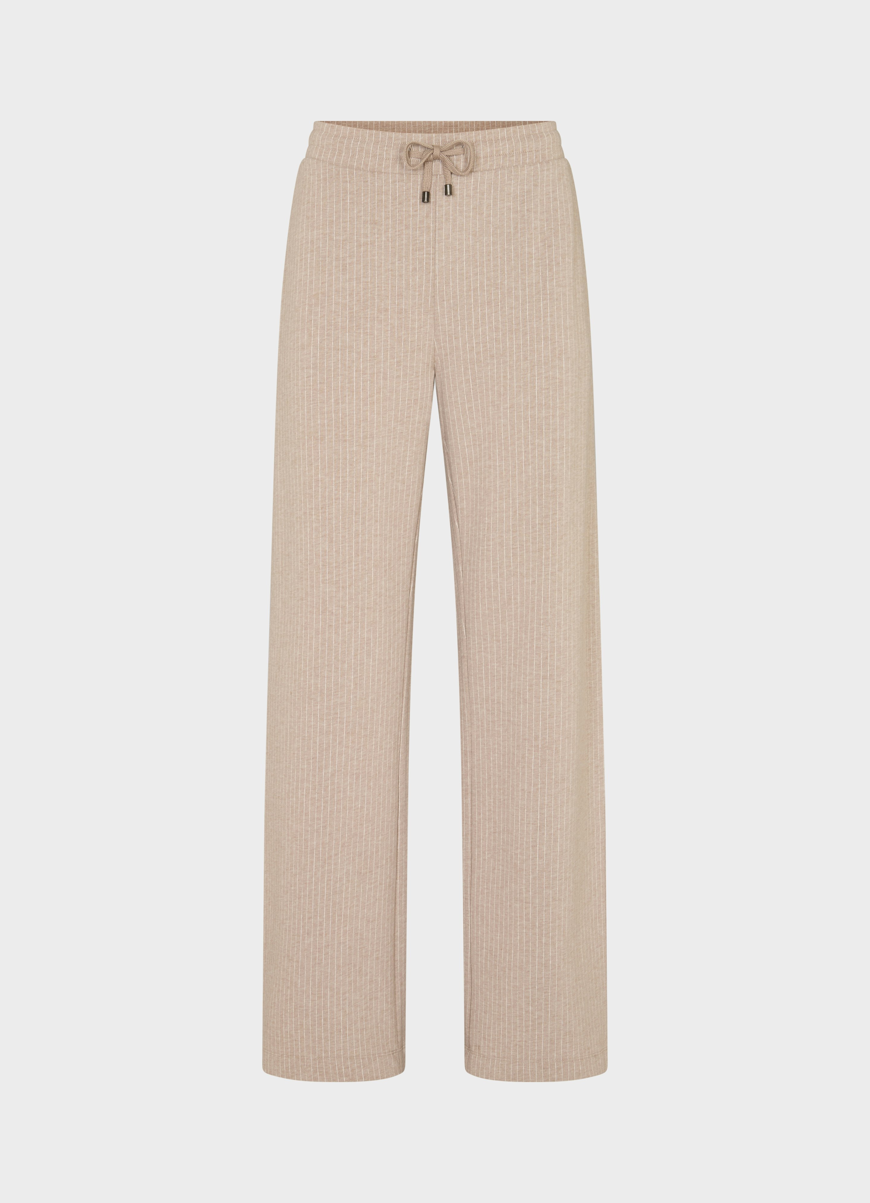 Beige Fluffy Knit Sweater Kitzbühel | Buy Knitwear online at JUVIA