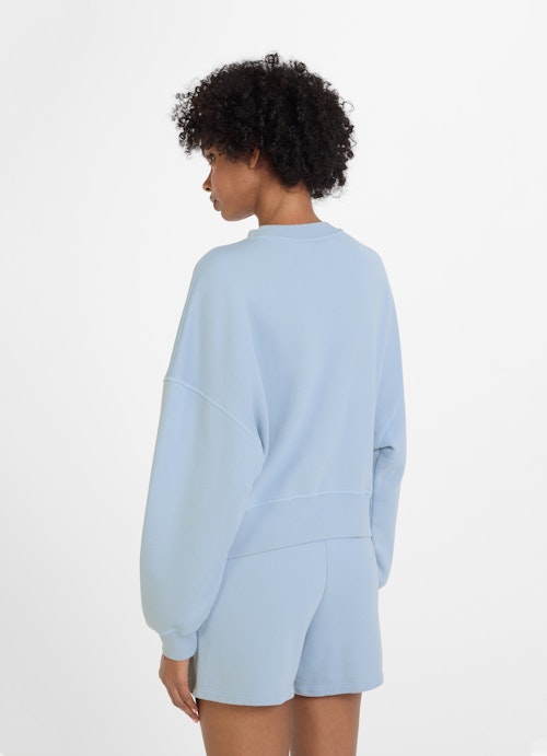 Medium Length Shorts shorts cash.blue