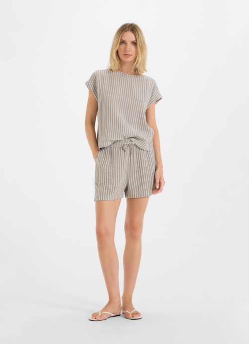 Regular Fit Shorts Muslin shorts dusty olive