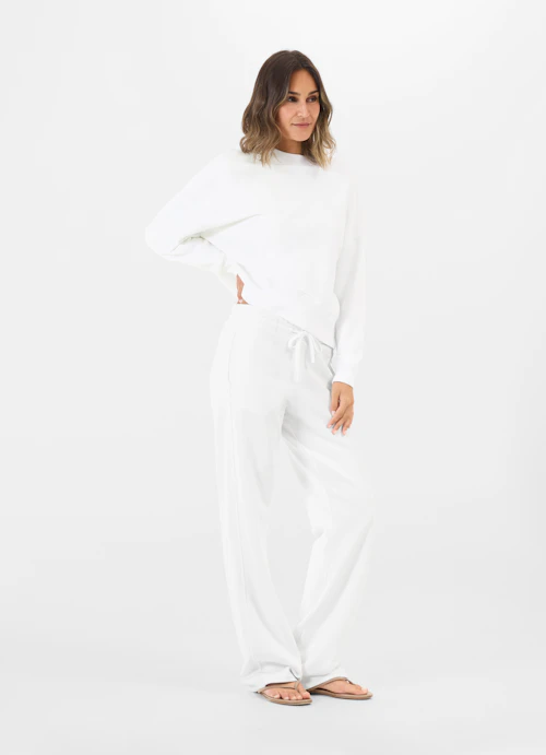 Oversized Fit Sweater Sweater white