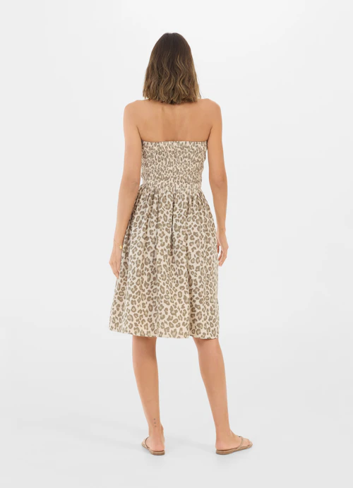Coupe Regular Fit Robes Robe en mousseline light sand