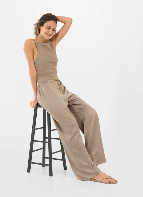 Coupe Wide Leg Pantalons Pantalon en sergé fungi