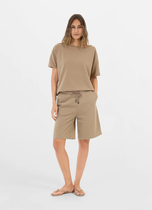 Coupe oversize Pulls Chemise oversize fungi