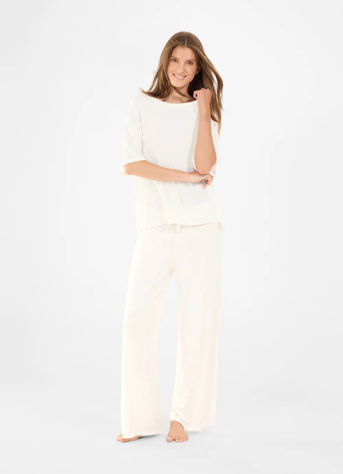 Casual Fit T-shirts Nightwear - T-shirt eggshell
