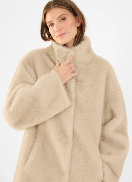 Casual Fit Jacken Faux Fur - Wendejacke almond milk