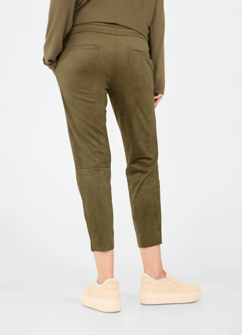 Regular Fit Pants Tech Velours - Trousers burnt olive