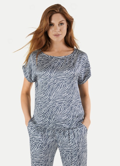 Boxy Fit T-Shirts Satin Viskose - Shirt white-deep ocean